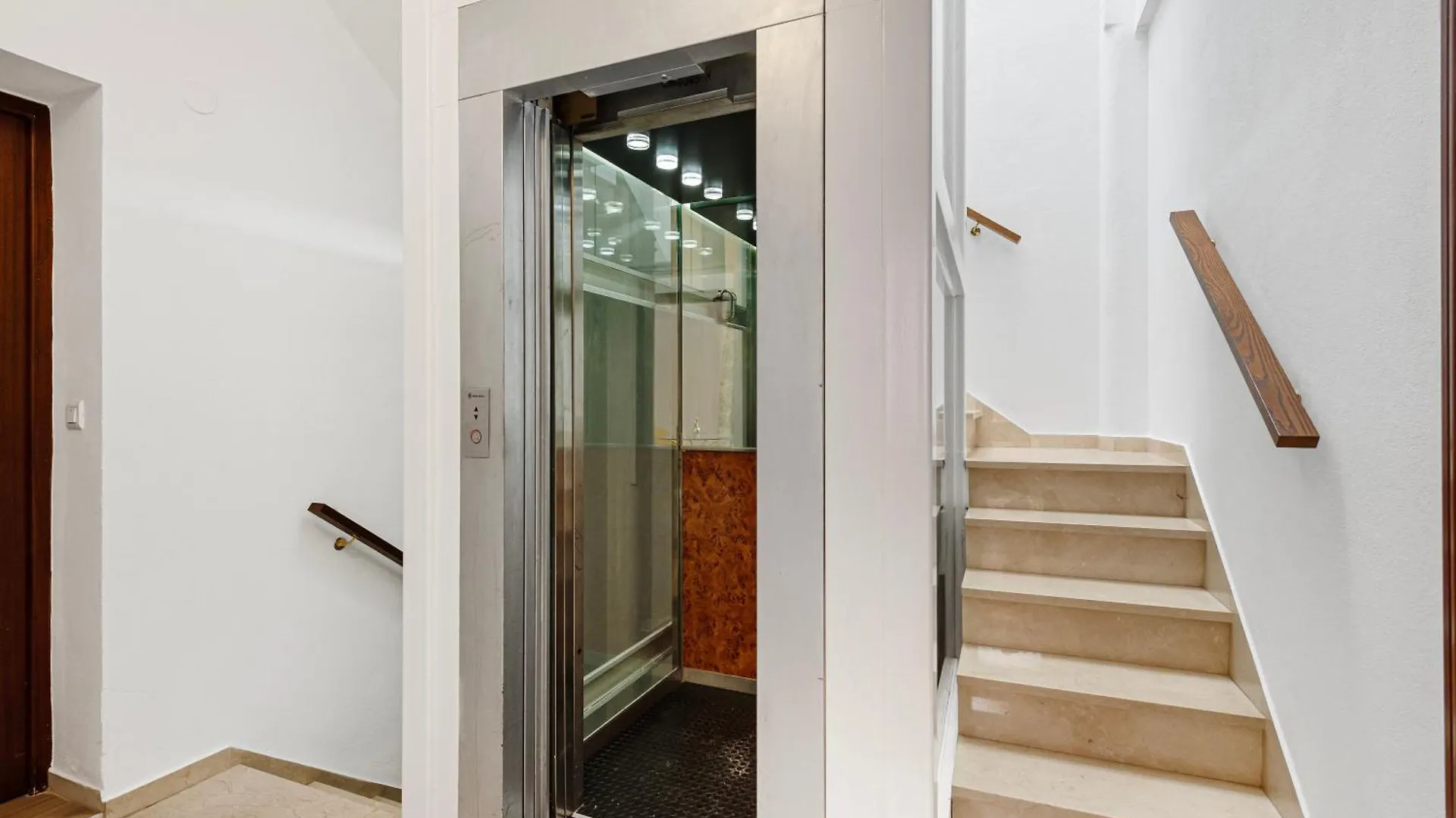 Trinidad Grund Centro Apartment Malaga
