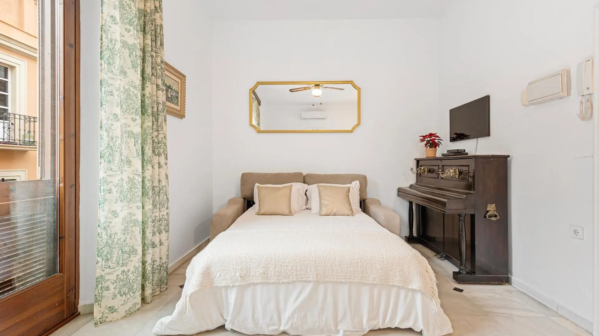 Trinidad Grund Centro Apartment Malaga Spain